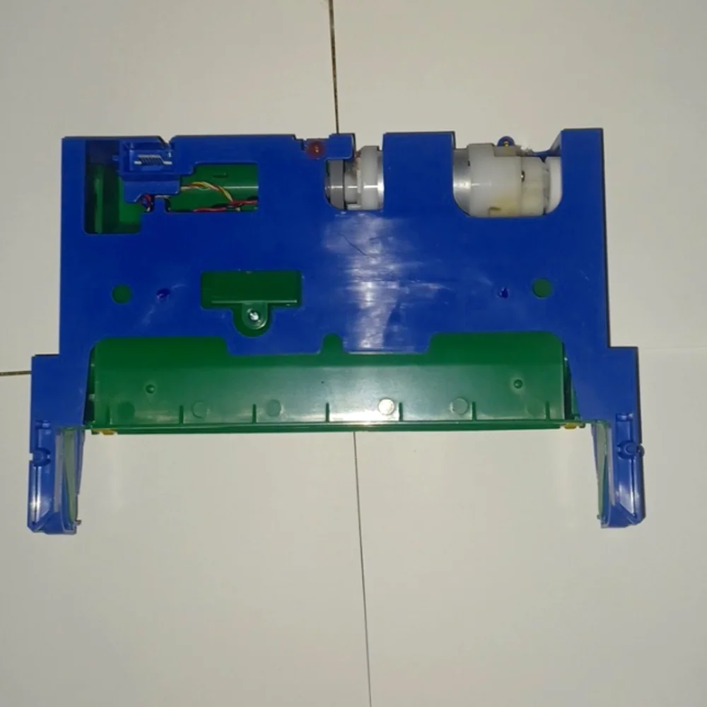 Used iRobot Roomba Cleaning Head Module - Restore Your Roomba's Cleaning Power - Picture 3 of 4